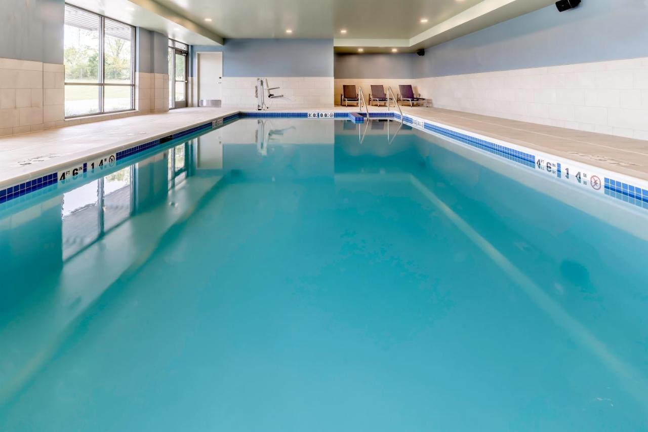 Holiday Inn Express & Suites - Milwaukee West Allis By Ihg Eksteriør billede