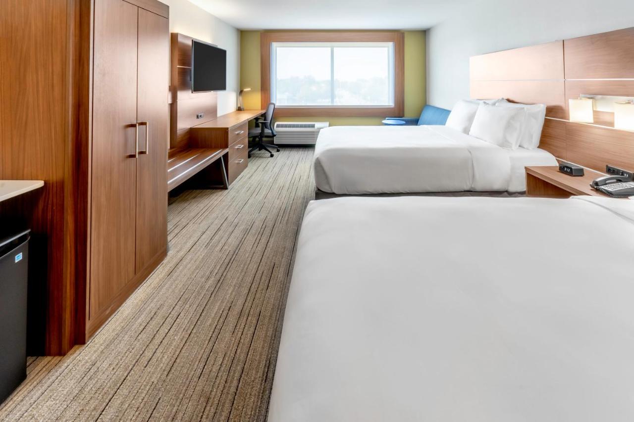 Holiday Inn Express & Suites - Milwaukee West Allis By Ihg Eksteriør billede